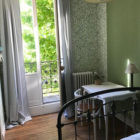 Un Jardin Dans La Ville Bed and Breakfast Châlons-en-Champagne Exterior foto